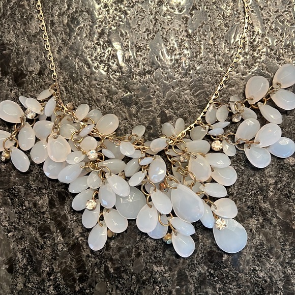 Natasha Statement Necklace - Picture 3 of 3